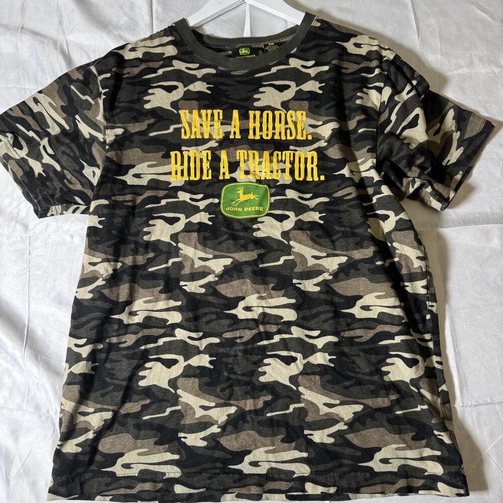 John Deere “Save a Horse Ride a Tractor” Camo T-Shirt Large - Picture 2 of 7